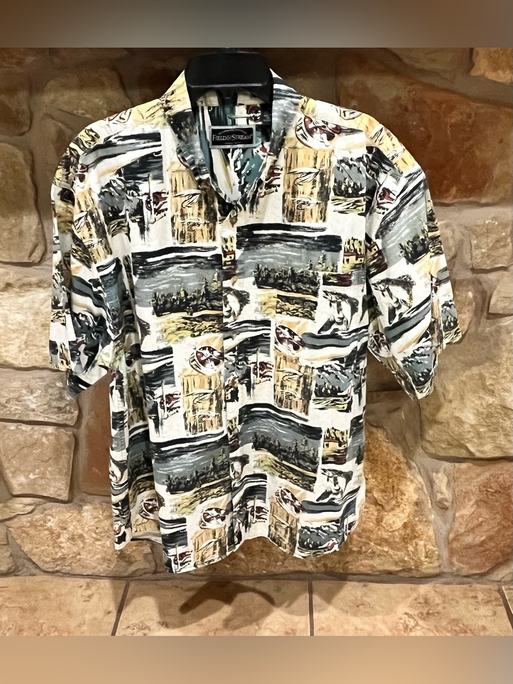 Field & Stream Fishing Theme Shirt Men Large Button Up Outdoorsman Coastal River